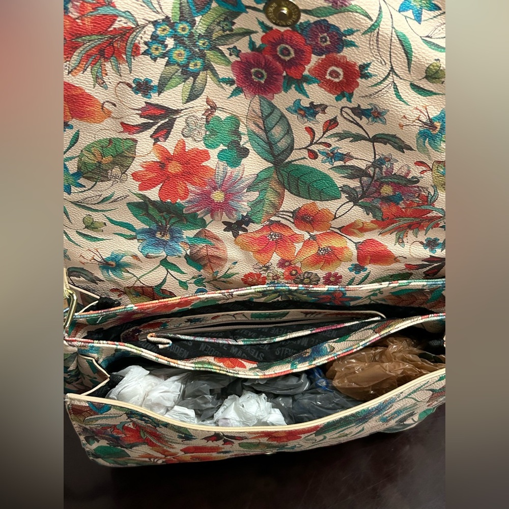 Steve Madden Floral Crossbody Bag Preowned - Picture 6 of 10